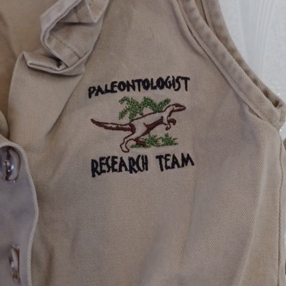 4/$40 Tan Baby Paleontologist Shirt - Size 24 Months - Picture 2 of 7